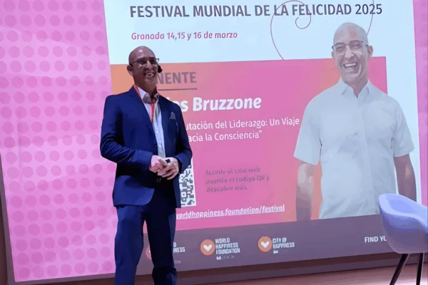 Carlos Bruzzone, conferencista para eventos corporativos sobre Liderazgo Consciente