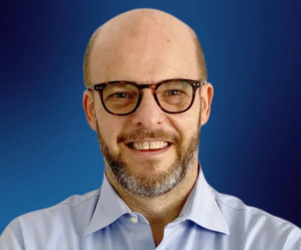 Alejandro Melamed — Conferencista de Inteligencia Artificial y Futuro del Trabajo Innovación Con Ia