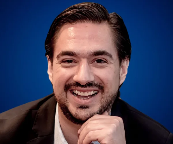 Carlos González